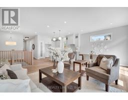 79 HEMLOCK CRESCENT - 26