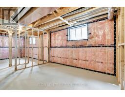 79 HEMLOCK CRESCENT - 34