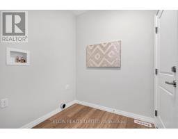 79 HEMLOCK CRESCENT - 8