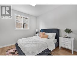 79 HEMLOCK CRESCENT - 9