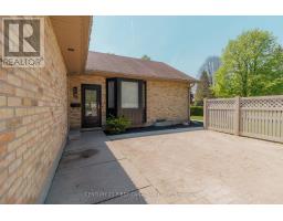 15 BYBROOK COURT - 6