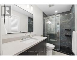 152 MAUD STREET - 13
