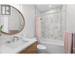 152 MAUD STREET - 31
