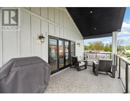 152 MAUD STREET - 32