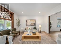 908 DUFFERIN AVENUE - 5
