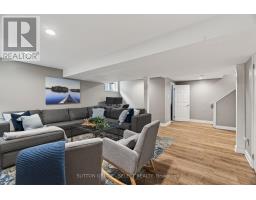 1872 DOWNES COURT - 32