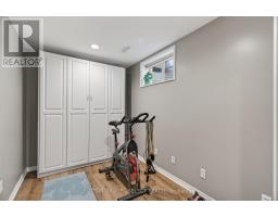 1872 DOWNES COURT - 33