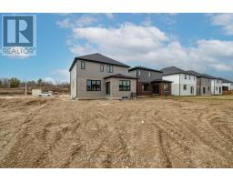 47 ALLISTER DRIVE - 37