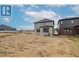 47 ALLISTER DRIVE - 39