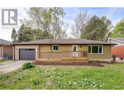 10 VINEDEN DRIVE - 1