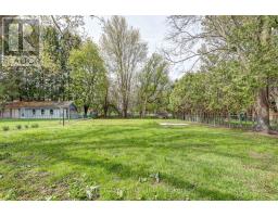10 VINEDEN DRIVE - 3