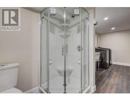 10 VINEDEN DRIVE - 36