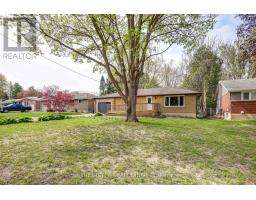 10 VINEDEN DRIVE - 49