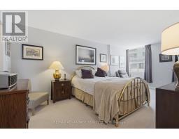 305 - 380 KING STREET - 16
