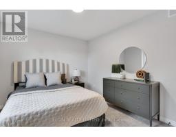 6 KEBA CRESCENT - 23