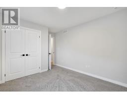 6 KEBA CRESCENT - 28