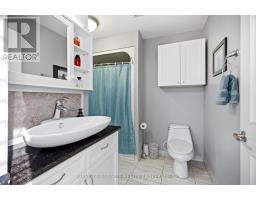1303 - 250 PALL MALL STREET - 24