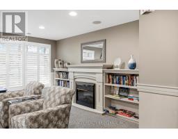 1303 - 250 PALL MALL STREET - 32
