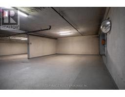 1303 - 250 PALL MALL STREET - 37