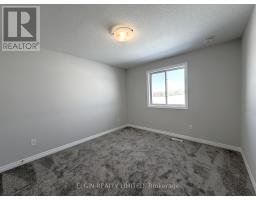 8 CANARY STREET - 18