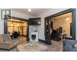 693 QUEENS AVENUE - 8