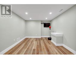 639 HEADLEY DRIVE - 44