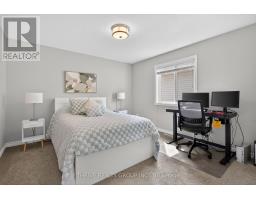 1296 DYER CRESCENT - 22