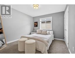 1296 DYER CRESCENT - 24