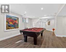 1296 DYER CRESCENT - 35