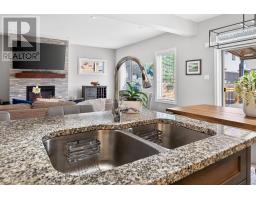 1296 DYER CRESCENT - 8