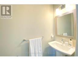 71 - 1040 CORONATION DRIVE - 14
