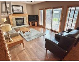 31 CAVANAUGH CRESCENT - 18