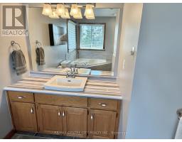 31 CAVANAUGH CRESCENT - 32
