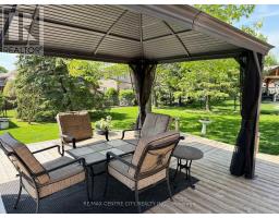 31 CAVANAUGH CRESCENT - 9