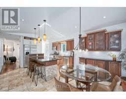 39 PONSFORD PLACE - 11