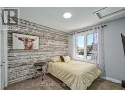 39 PONSFORD PLACE - 17