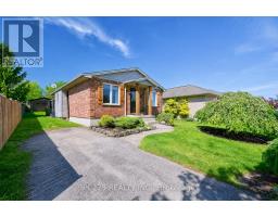 39 PONSFORD PLACE - 2