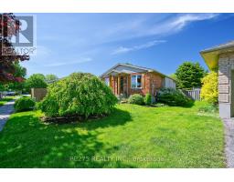 39 PONSFORD PLACE - 3