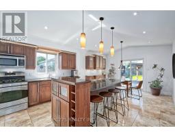 39 PONSFORD PLACE - 8