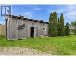 23072 OLD AIRPORT ROAD - 39