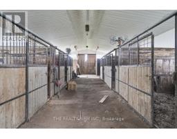 23072 OLD AIRPORT ROAD - 40
