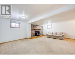 78 LYSANDA COURT - 31
