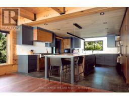 2056 MOCKINGBIRD STREET - 11