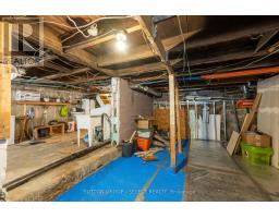 582 HILL STREET - 19