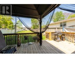 582 HILL STREET - 23