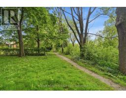33 BENSON CRESCENT - 47