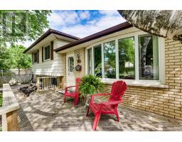 119 METCALFE CRESCENT - 5
