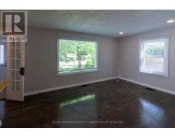 117 WALNUT AVENUE S - 9
