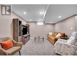115 ACORN CRESCENT - 28