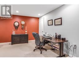 10 - 1144 CORONATION DRIVE - 33